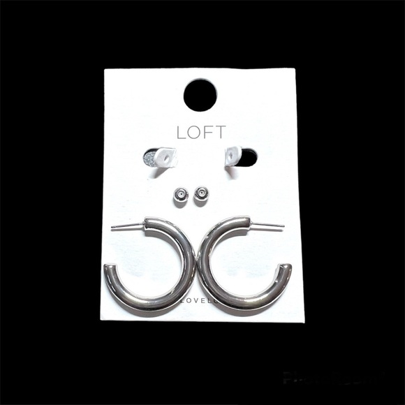 🎁 LOFT Post-back Silver Hoop Earrings NWT - Picture 3 of 5